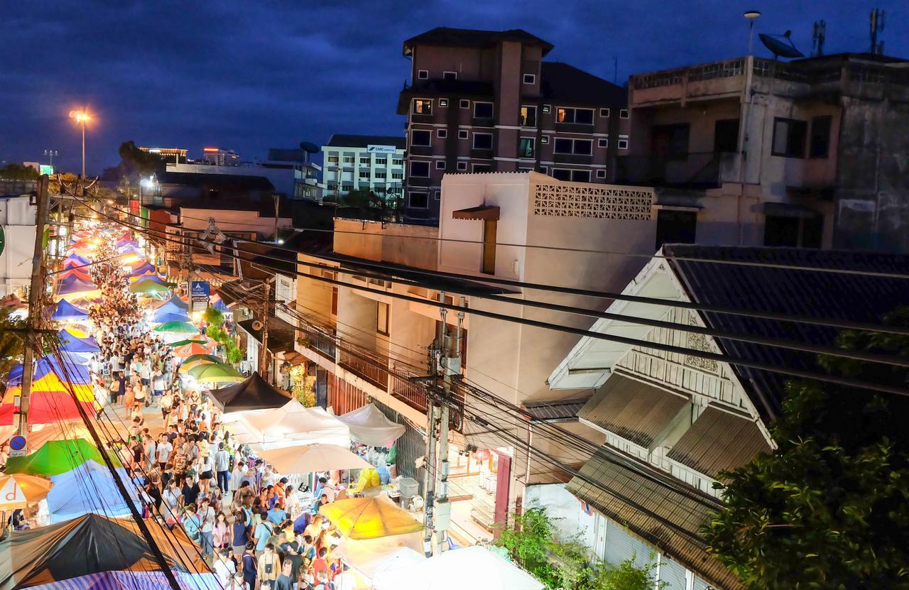 Thai Time Hostel Chiang Mai Dış mekan fotoğraf
